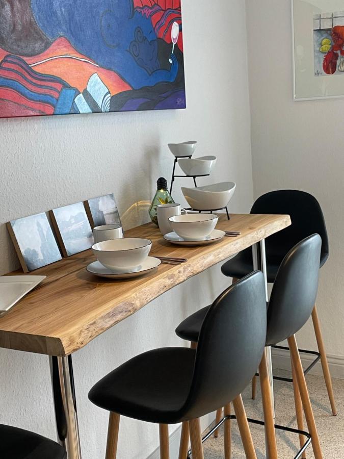 Schoene Grosse 4 Zimmer-Altbauwohnung キール エクステリア 写真