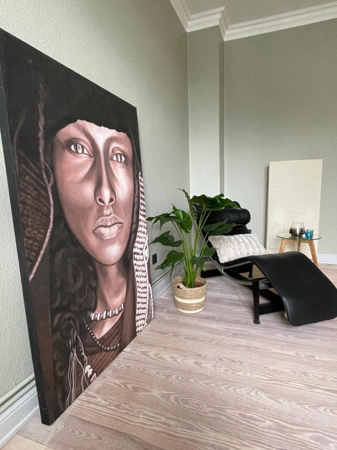 Schoene Grosse 4 Zimmer-Altbauwohnung キール エクステリア 写真